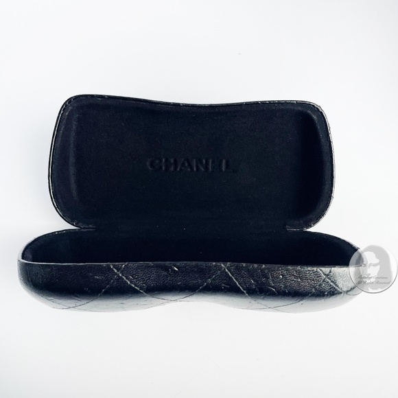 Chanel Eye Glass Case Black Matelasse Quilted Silver CC Logo Needs Repair - Picture 9 of 10